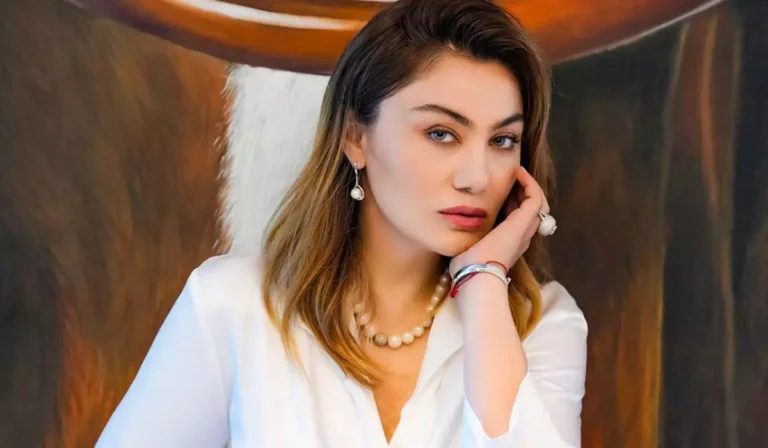 Ruhiyyə Əliyeva uşaqlıq illərində… – Fotolar