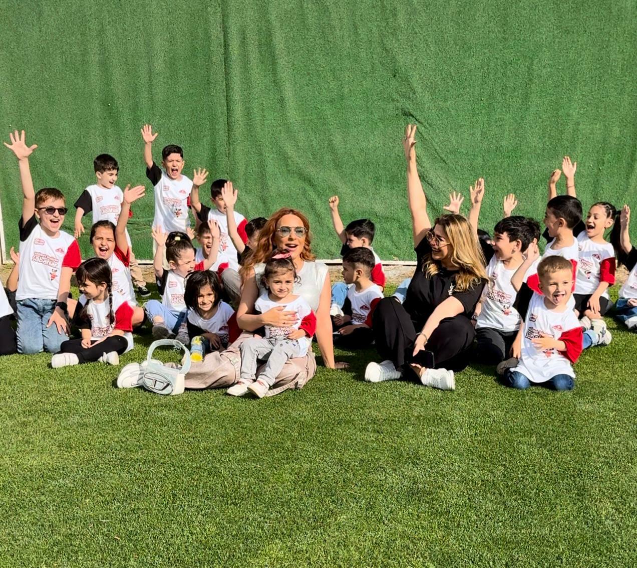 Xalq artisti “Qarabağ” futbol klubu ilə görüşdü – FOTOLAR