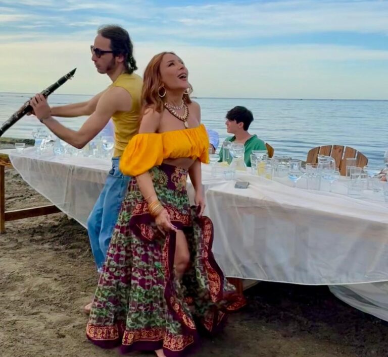 Xalq artistindən yay ab-havalı görüntülər