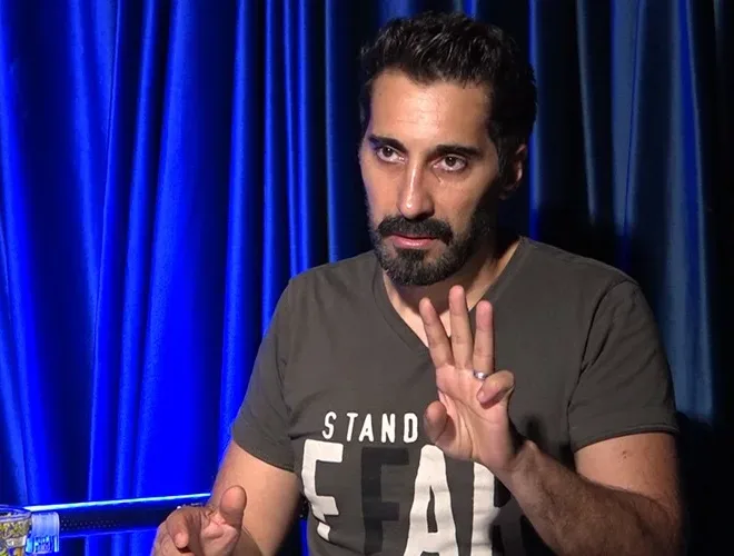 “Pula görə kişilər ərə gedir, hər şalvar geyinən…”