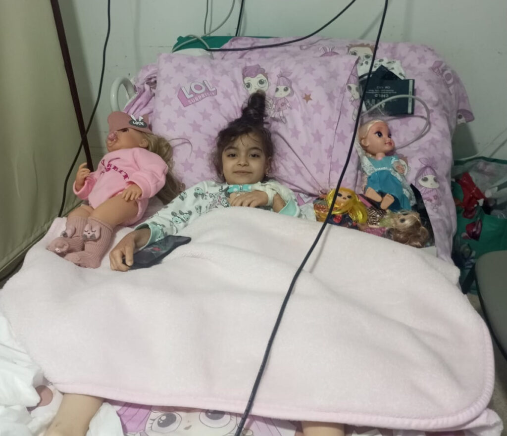 Duyğunun yaşaması üçün köməyə ehtiyacı var