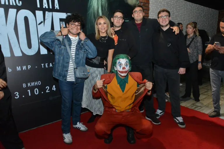 “Joker: İki nəfərlik dəlilik” filminin premyeradan öncə nümayişi – Foto