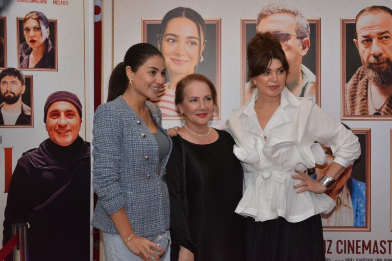 “Məşhurlar “Qapı”da görüşdü – Fotolar