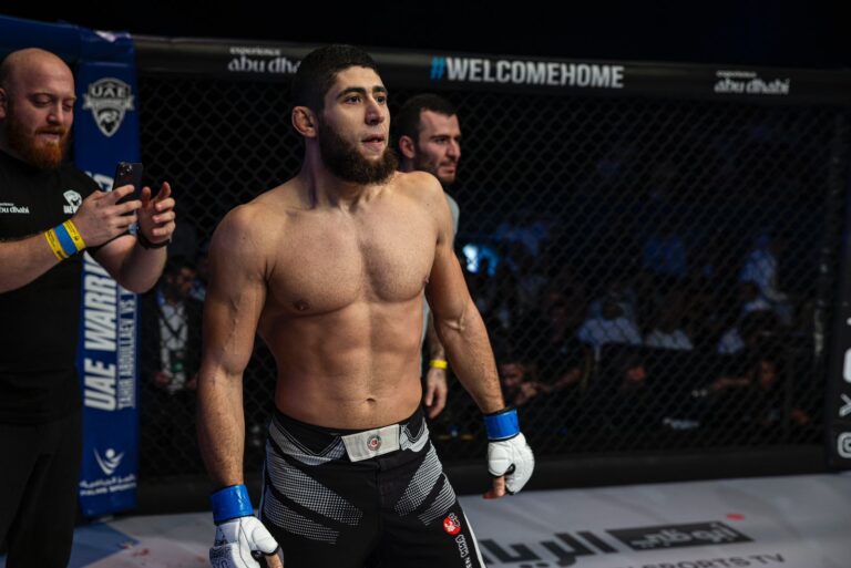 İdmançımız Abu-Dabidə qələbə qazandı