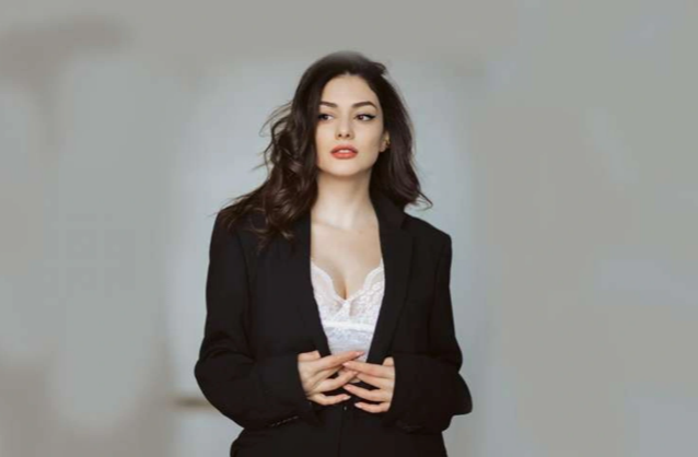 Turanə Türkiyədə tamaşada oynayacaq