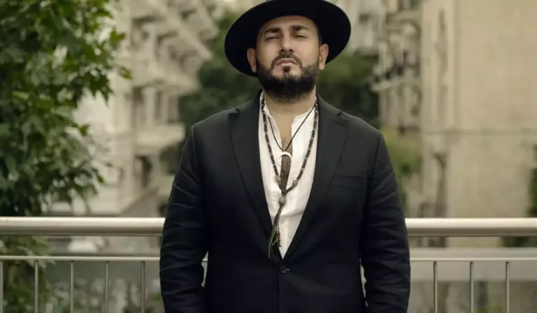 “İki qəzəbli kişinin davasıdır” – Ağadadaş Ağayevdən yazdı