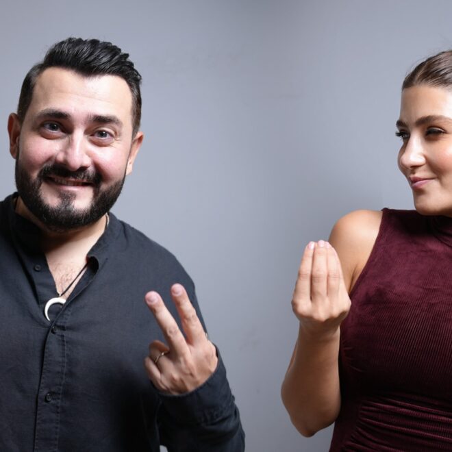 “Niyə şəxsi həyat macəraları dillər əzbəri olan qadın efirdə ekspertdir?”