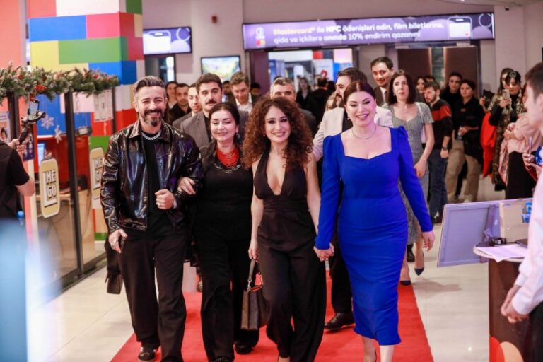 “Evdə qalmış” təqdim olundu – Fotolar