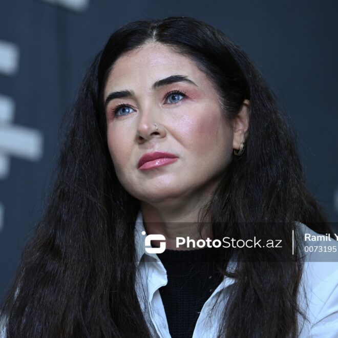 Elnarə Xalq artistinə klip çəkdi