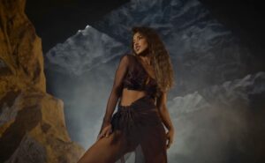 Sevanna şousu ilə diqqət mərkəzində – Video