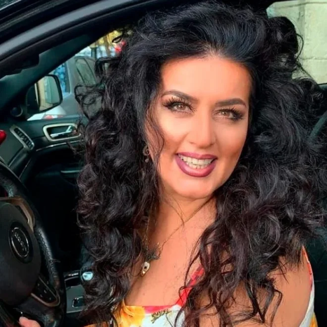 “Mənə kimsə ev versə…” – Elza sponsorlara səsləndi