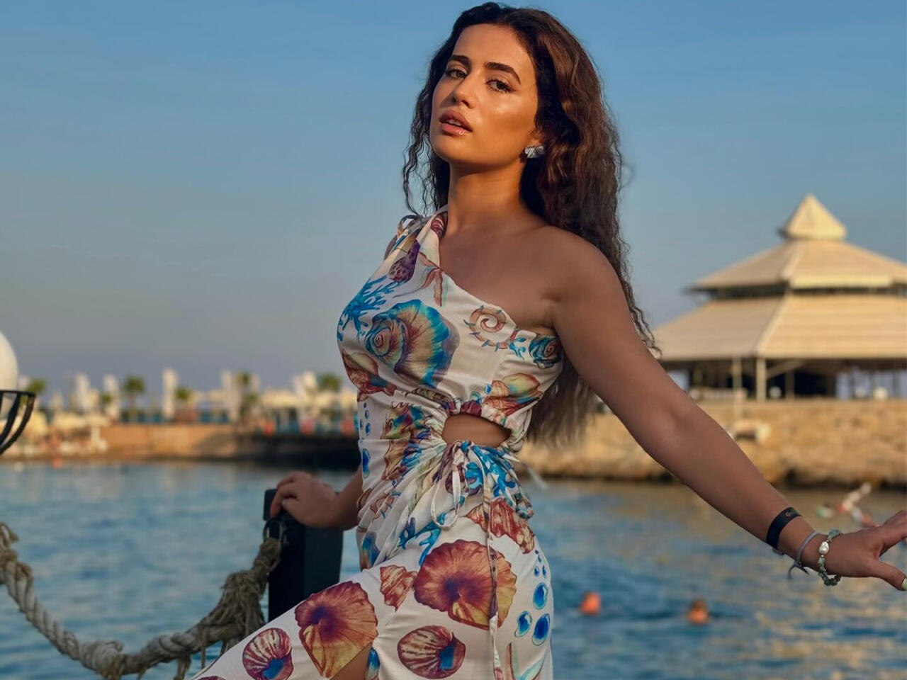 Məşhur aktrisa müəllimliyə başladı