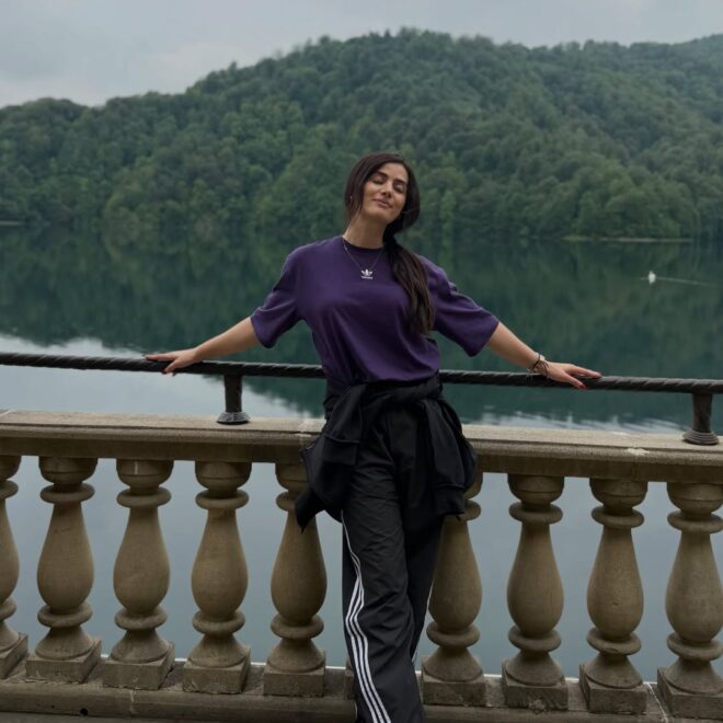 “Komedixana”nın Zarinasından tətil fotoları