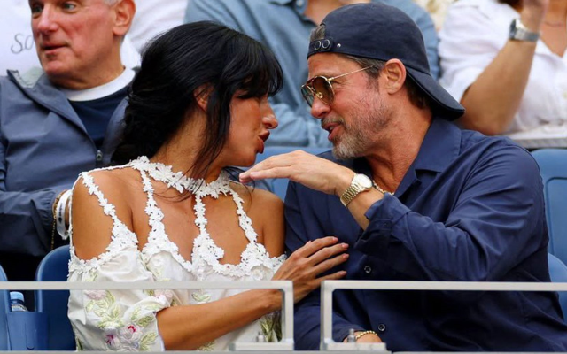 Brad Pitt 29 yaş kiçik sevgilisi ilə öpüşərkən görüntüləndi