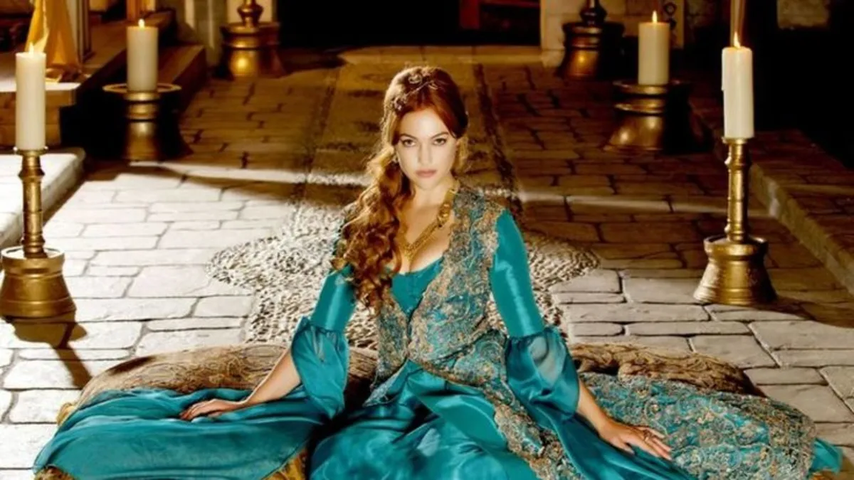 Meryem Uzerli oteldə maraqlı hadisə yaşadı