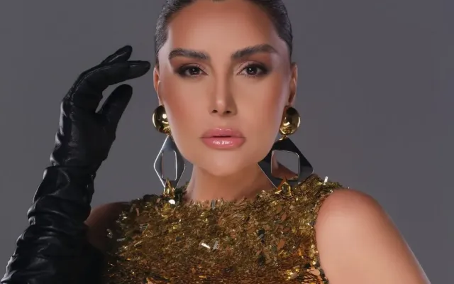 Zülfiyyə əsas ulduz kimi səhnəyə çıxdı - Video