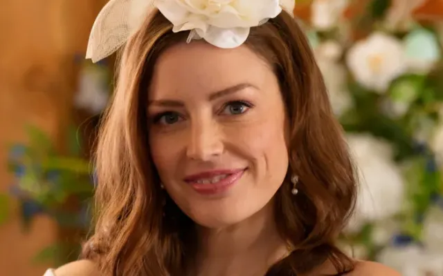 Jessica Paré "Crew Girl" serialında tanınır? – Aktrisanın keçmiş rolu