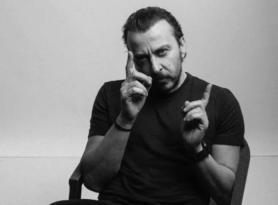 Məşhur aktyorlar eyni filmdə – “Köpek Balıkları”ndan ilk görüntülər