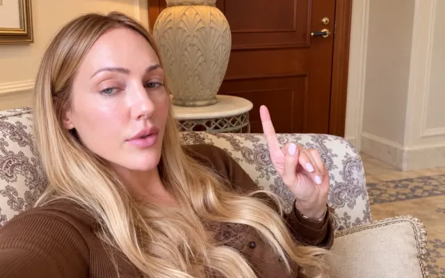 Meryem Üzerli oteldə 'Muhteşem Yüzyıl' sürprizi etdi