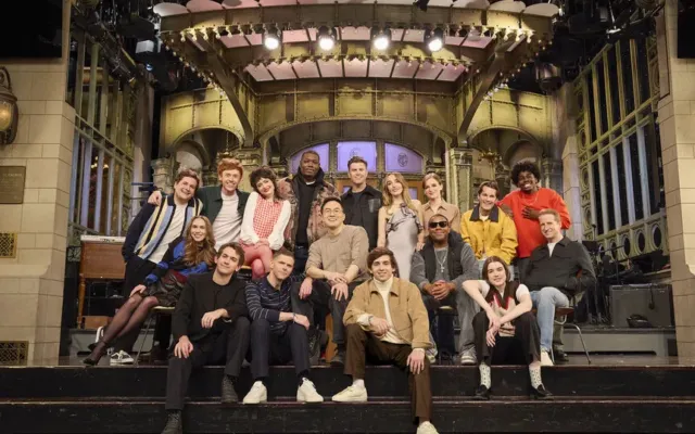 Saturday Night Live 52-ci mövsüm üçün dəyişikliklər etdi