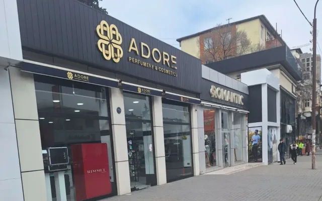 "Adore" vaxtı keçmiş məhsul satır - İddia