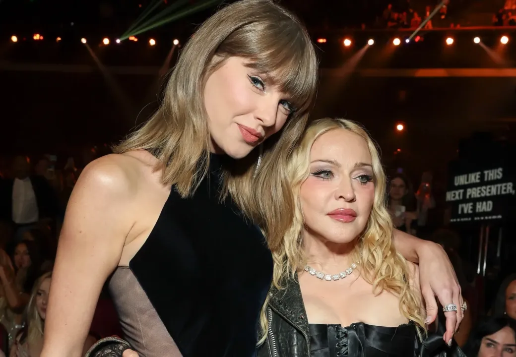 Taylor Swift VMA-da rekord vurdu, Madonna geri döndü