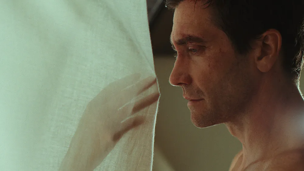 Jake Gyllenhaal 'Remain' filmində inanılmaz performans göstərib