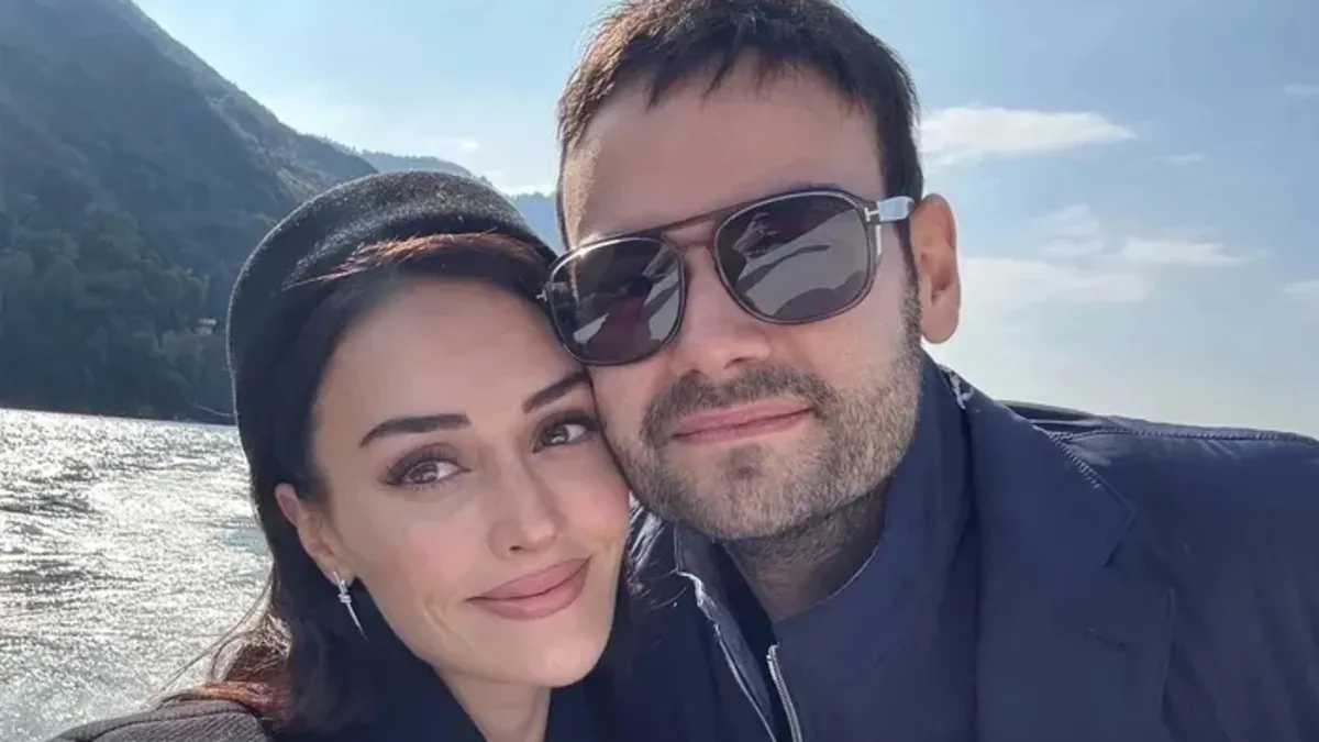 Faruk Sabancı və Esra Bilgiçdən romantik paylaşım