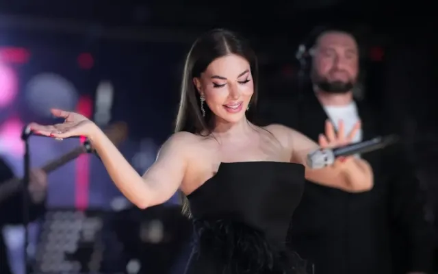 Ebru Yaşar hər kəs kimi olduğunu açıqladı