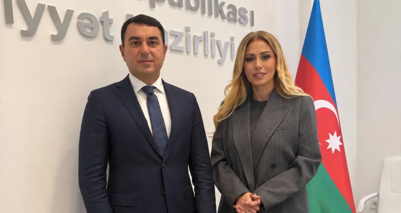 Mədəniyyət naziri Roza Zərgərli ilə görüşdü