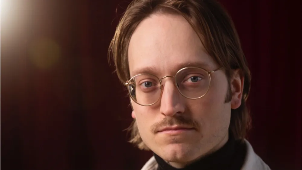 Axel Åhman "Body in the Closet" serialında baş rolda