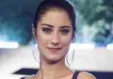 Hazal Kaya itkisinin acısını yaşadı