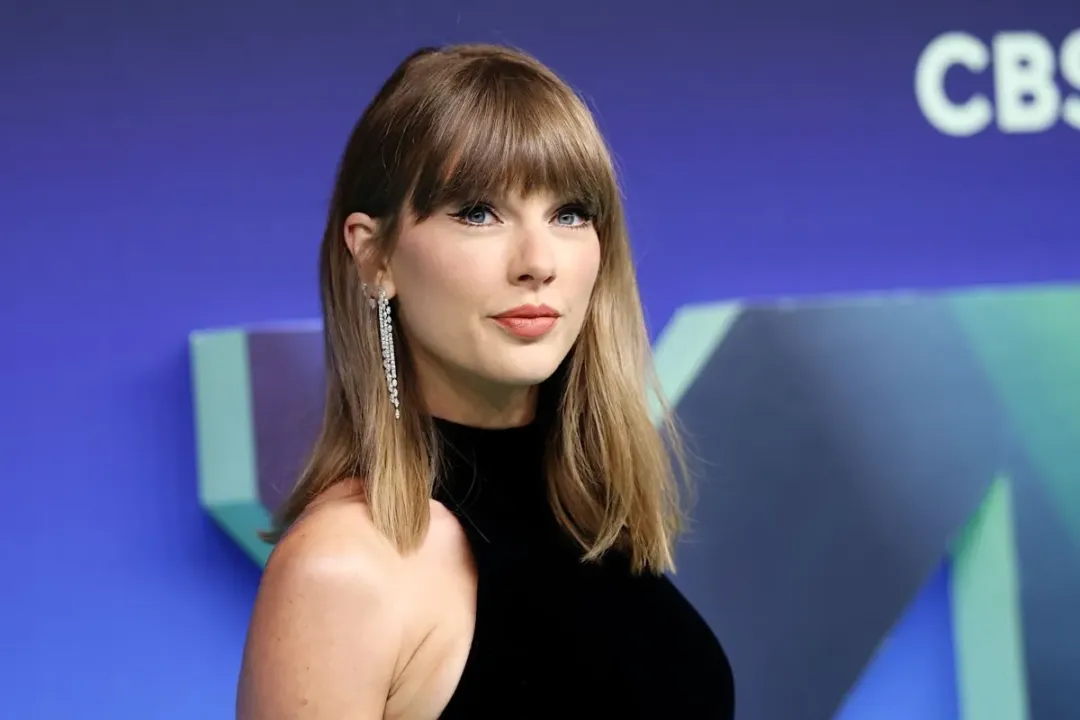 Teylor Svift Avstraliyada birinci sıraya qayıtdı