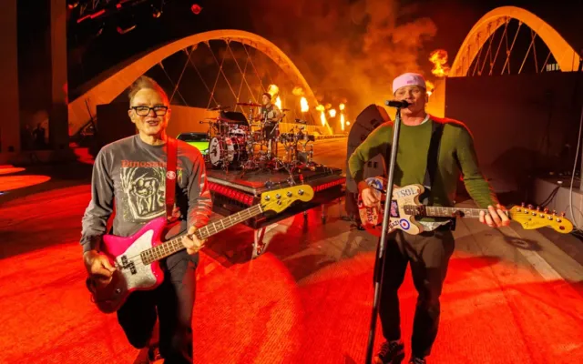 Blink-182 və Korn Sonic Temple 2027 festivalında baş rolda