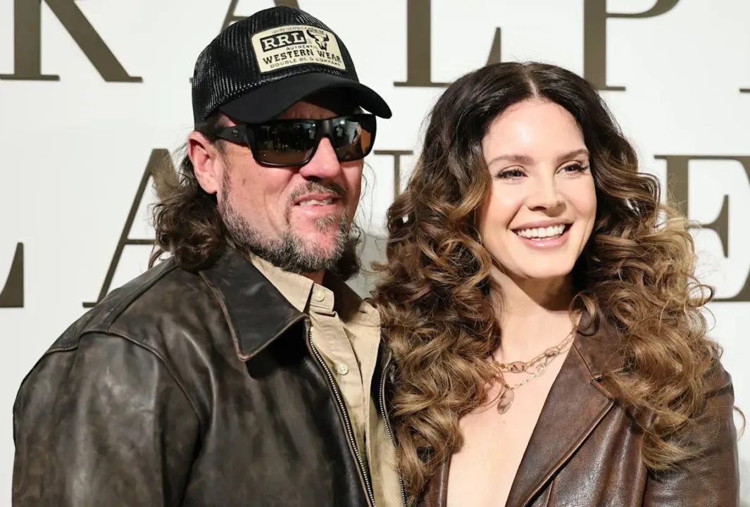 Lana Del Rey ögey övladlarını ilk dəfə paylaşdı