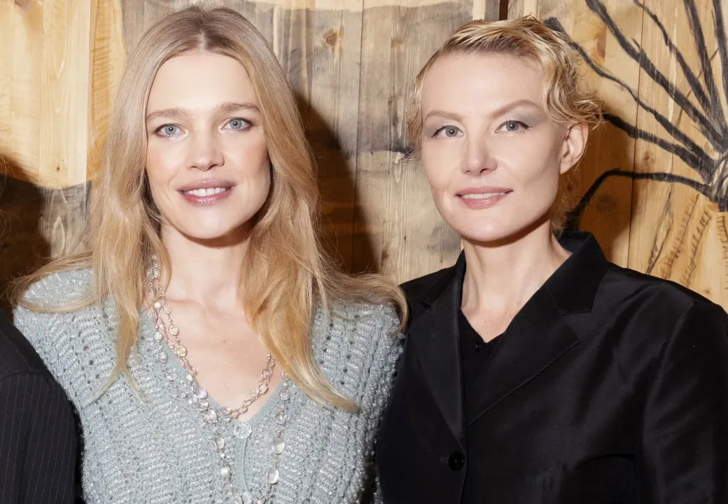 Nataliya Vodyanova və Renata Litvinova Parisdə sərgiyə qatıldı