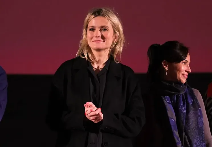 Nadya Mixalkova yeni filmin təqdimatında göründü